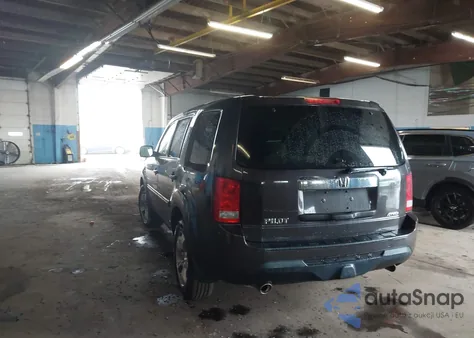 2015 Honda Pilot Ex z USA, uszkodzony, nr VIN 5FNYF4H40FB069295